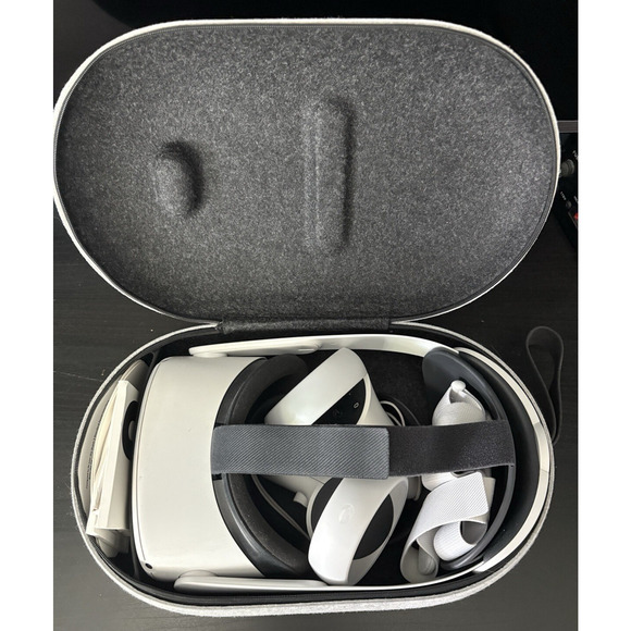 OCU LUS Quest 2 Virtual Reality Headset VR Gorilla Tag Gamer 256GB w/ Case